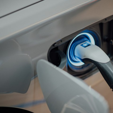 Electric Vehicles & Mobility