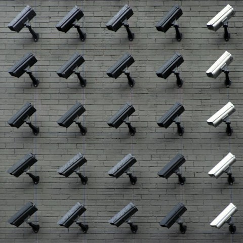 AI Biometrics & Thermal Radar: Next-Generation Perimeter Defense for International Checkpoints